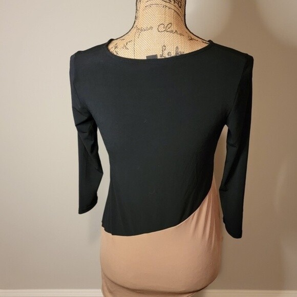 NWT Alfani blocked top - Picture 2 of 3